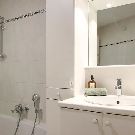 Апартаменти Gents App Met Alle Comfort En Vlot Bereikbaar Гент