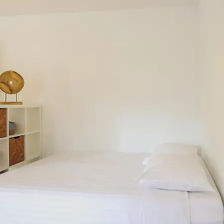 Апартаменти Gents App Met Alle Comfort En Vlot Bereikbaar *